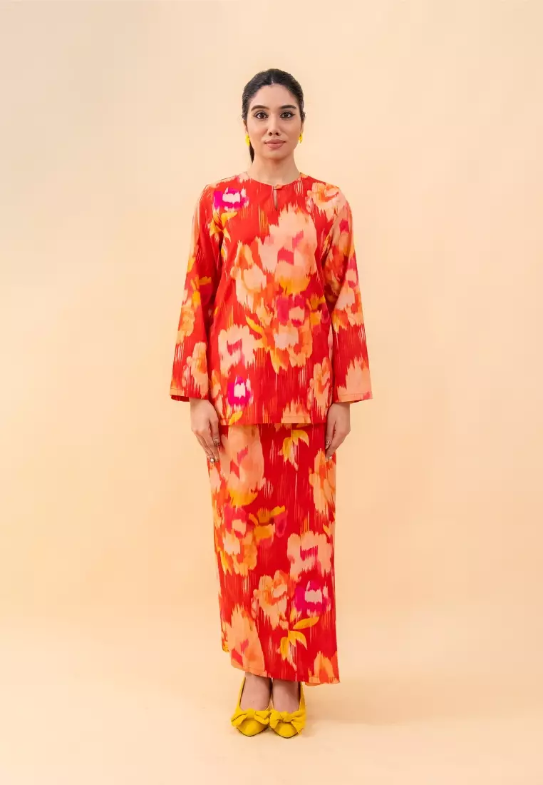 Bayu Somerset Meilani Kurung
