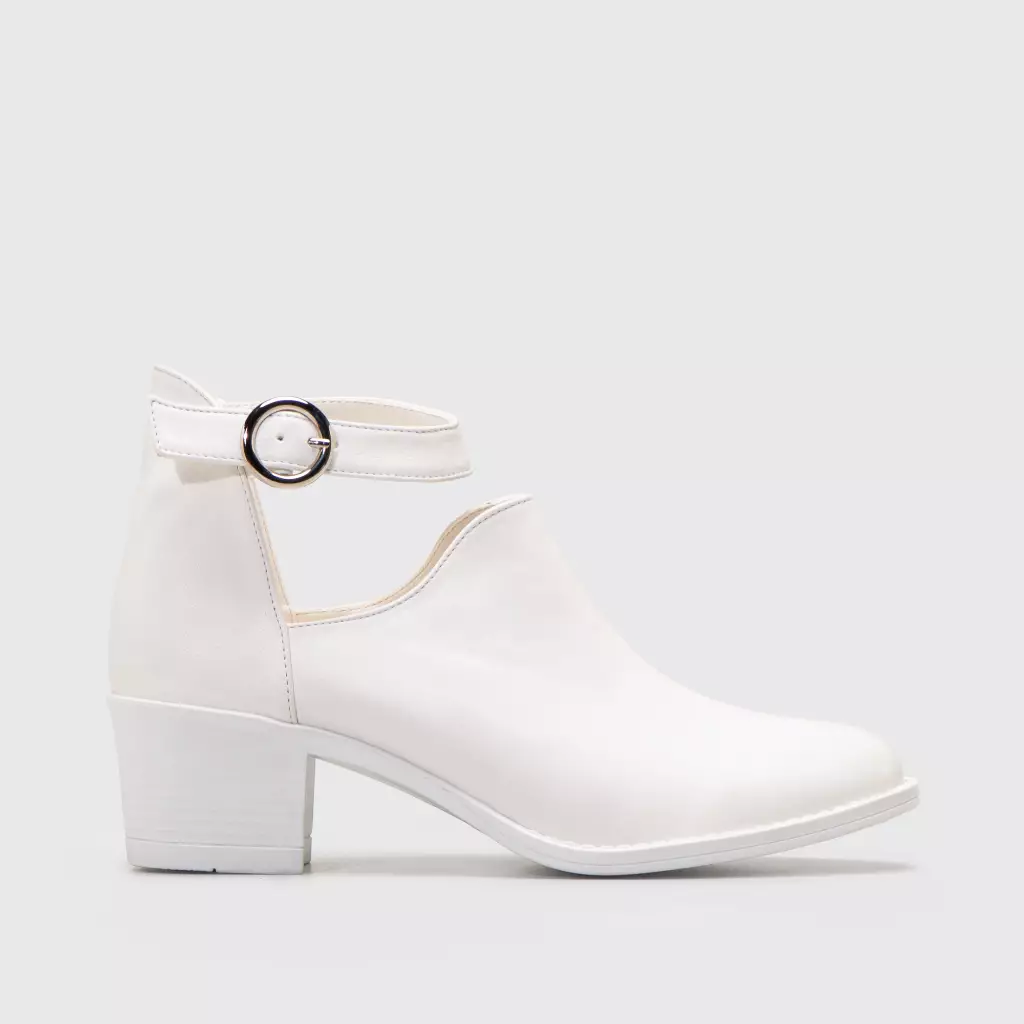 Lodka Boots White Heels