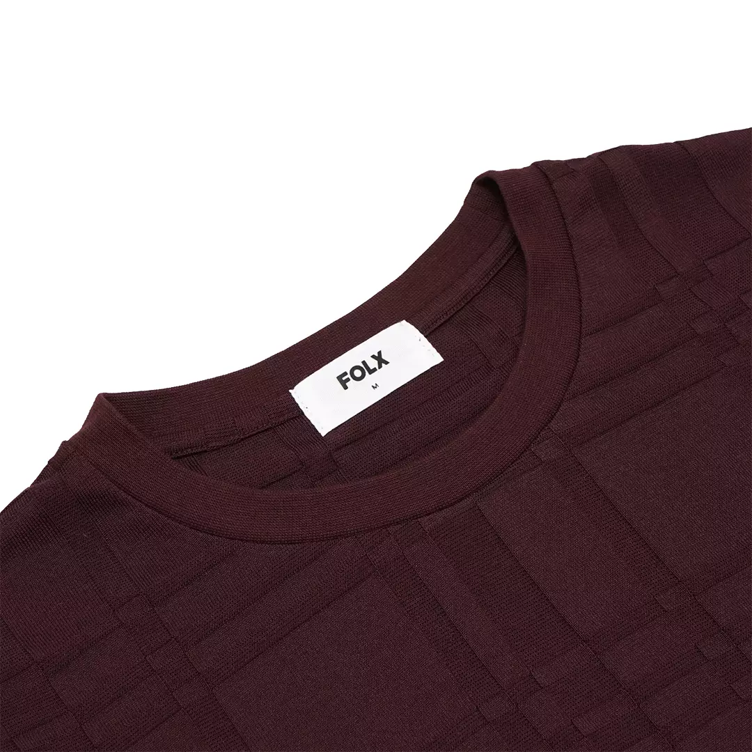 Geometric Square Textured T-Shirt Burgundy