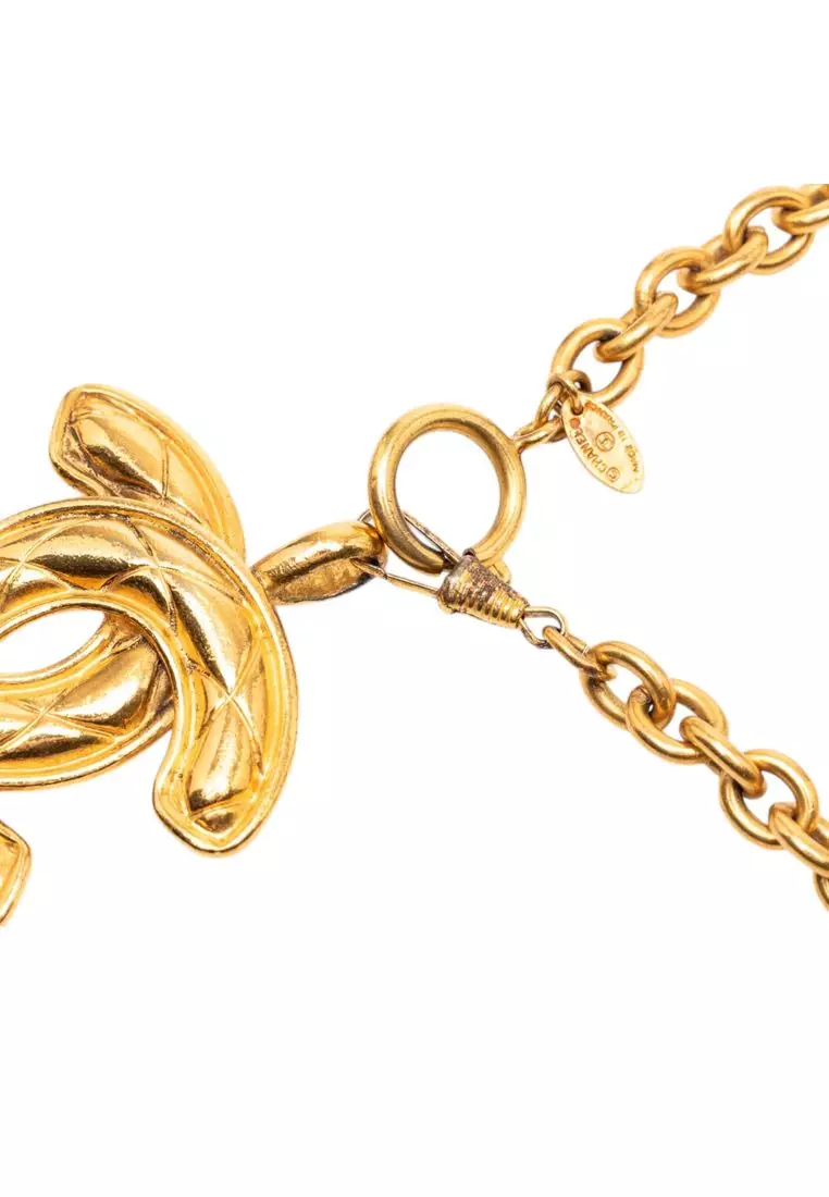 Pre-Loved Chanel Cc Gold Plated Quilted Pendant Necklace