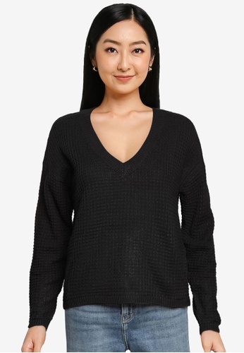 JACQUELINE DE YONG black Alice Long Sleeves V-Neck Pullover Knit 9783DAA5CA1B3CGS_1