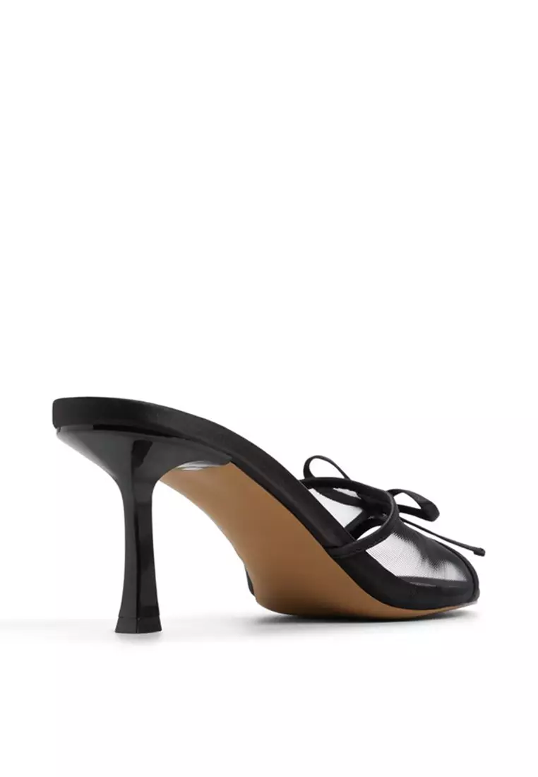 Bettiie Heels
