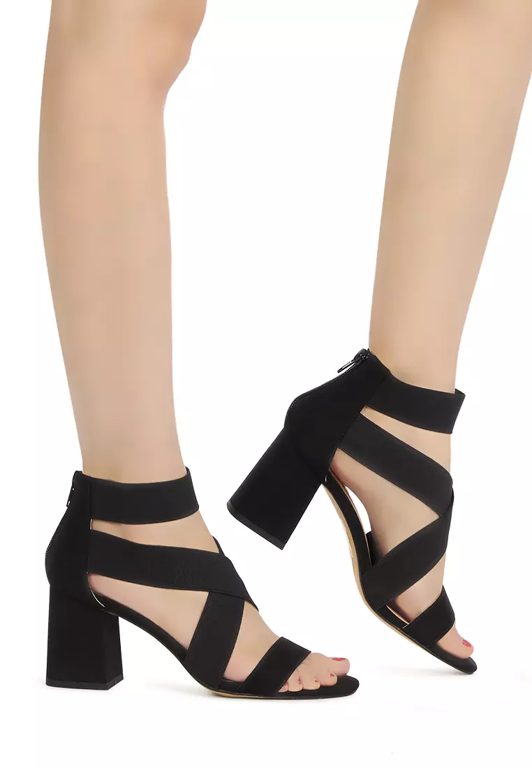 Sandal Tumit Blok Bertali Hitam