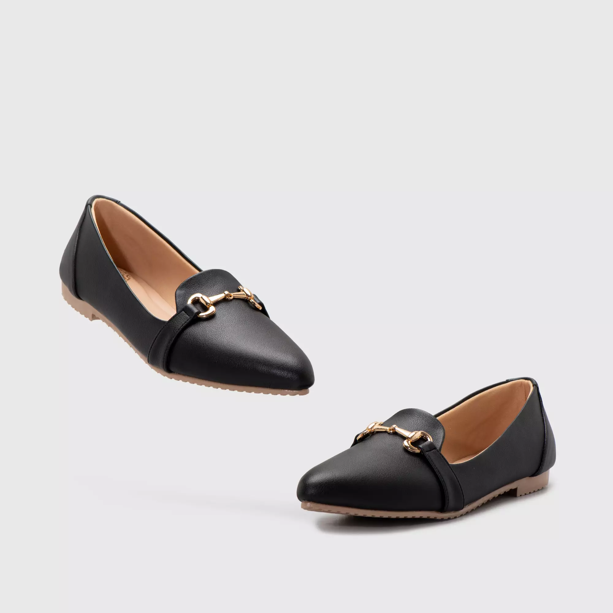 Charlota Chain Flat Shoes Black