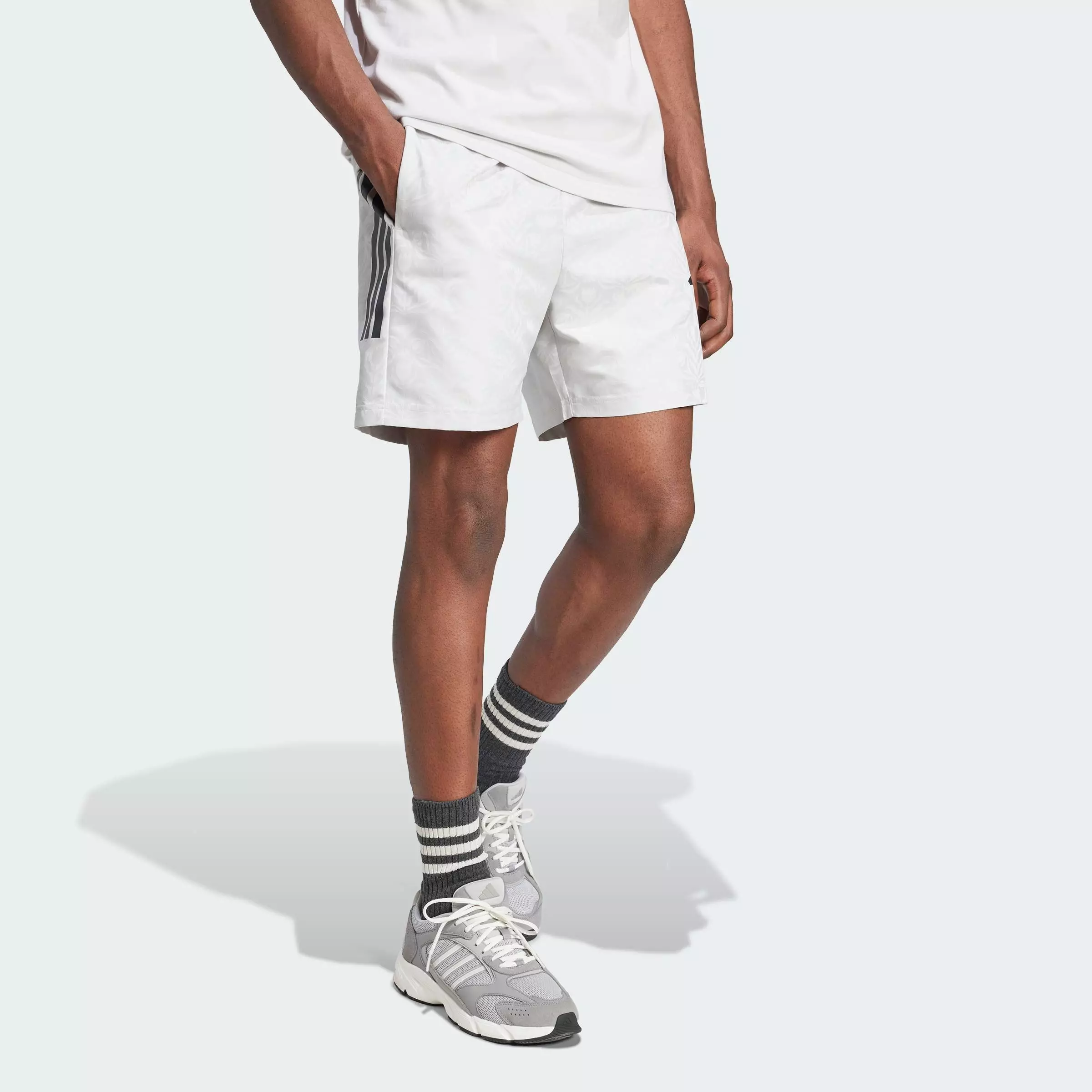 Lifestyle Common Goal Shorts Men Grey JW0239