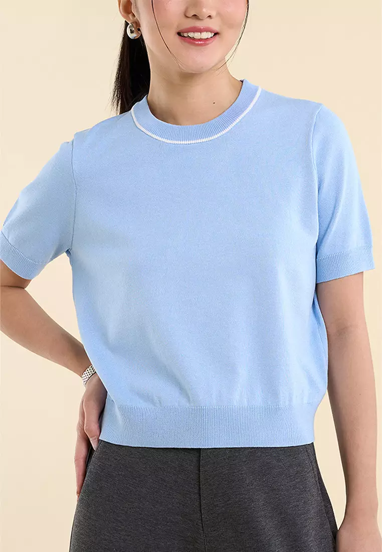 Dress Code Light Knit Top