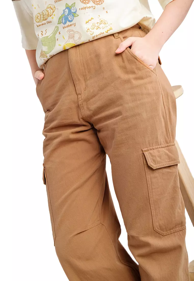 Straight Fit Cargo Pants