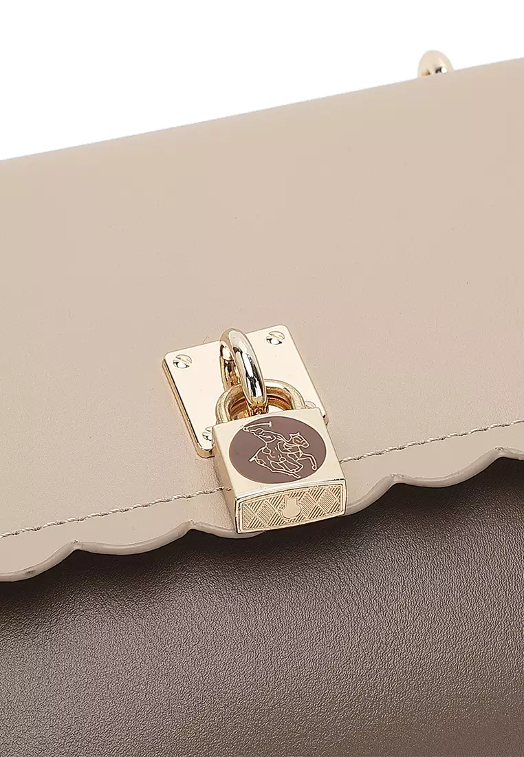 Women's Chain Shoulder Bag / Sling Bag / Crossbody Bag (Tas Bahu Wanita / Tas Selempang Wanita) - Cokelat