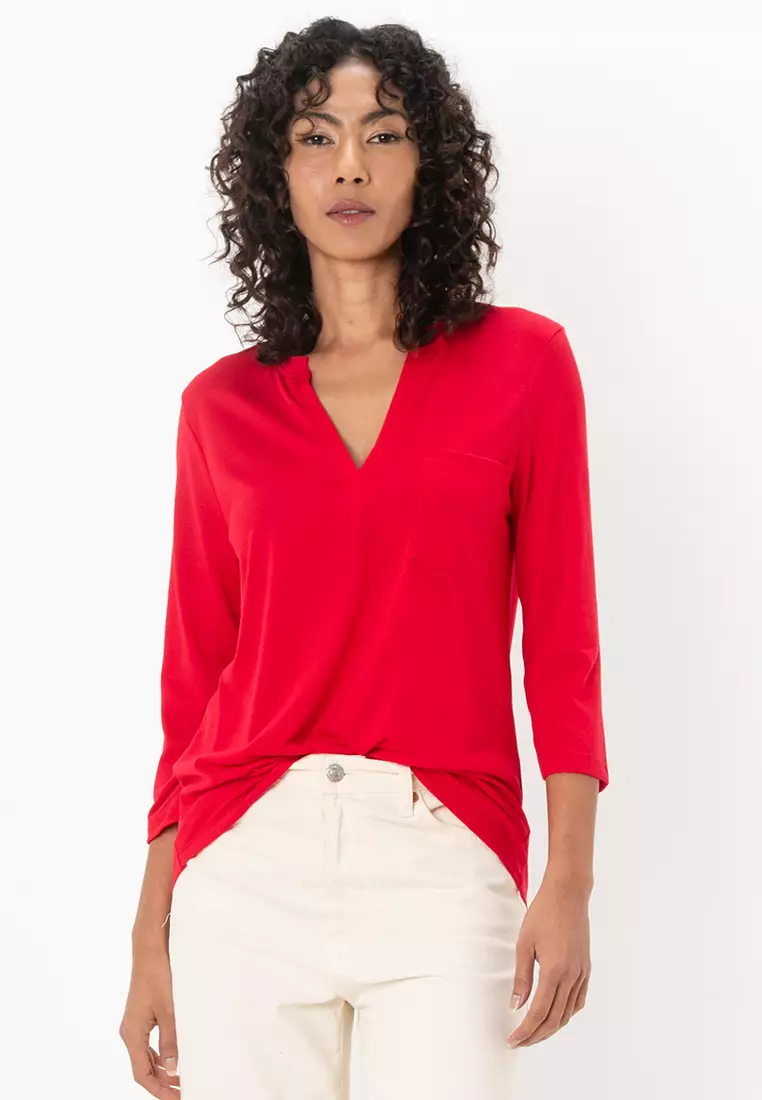 Dalila 3/4 V-Neck Top