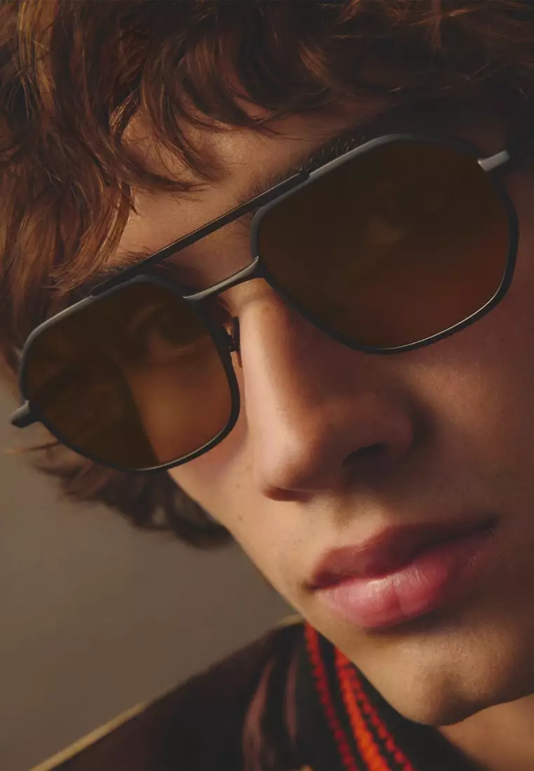 En Route Sunglasses - Matte Black/Tan