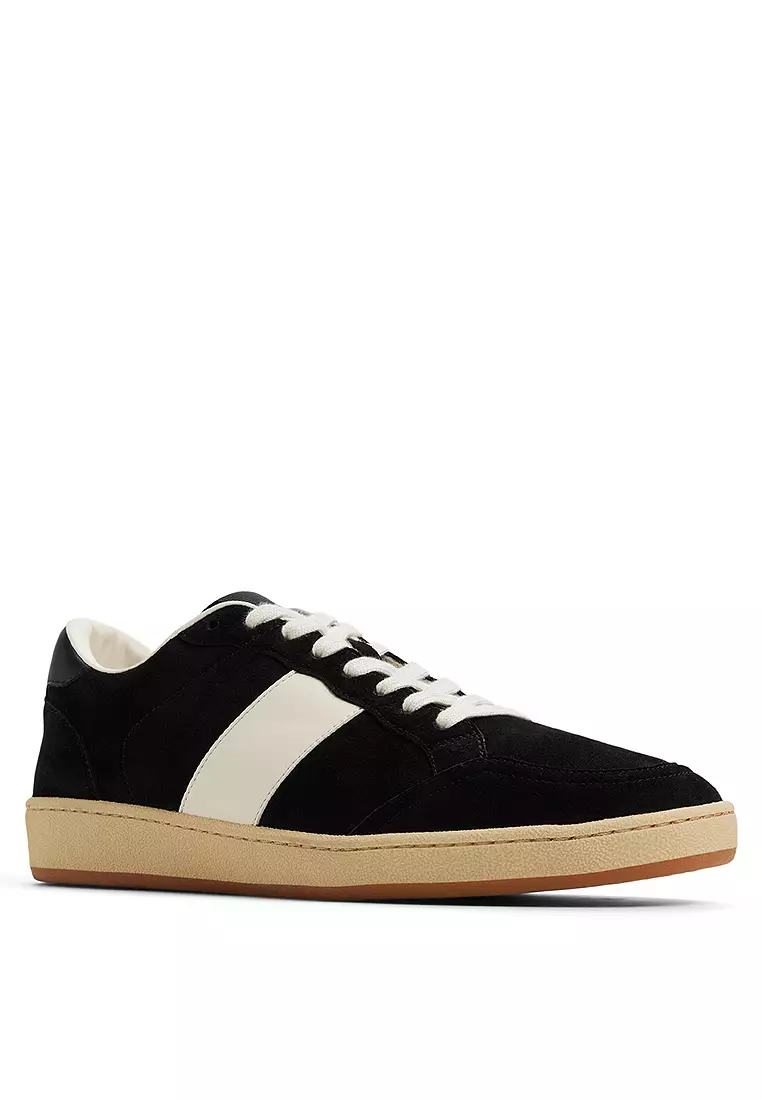 Roscoe Sneakers