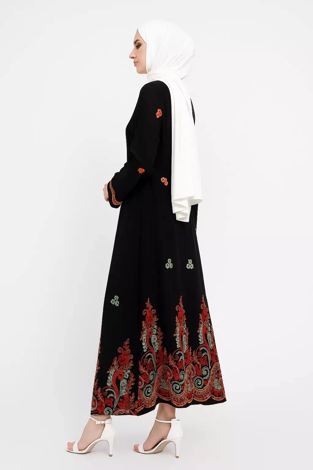 Zahra Maxi Dress In Black With Green Red Embro