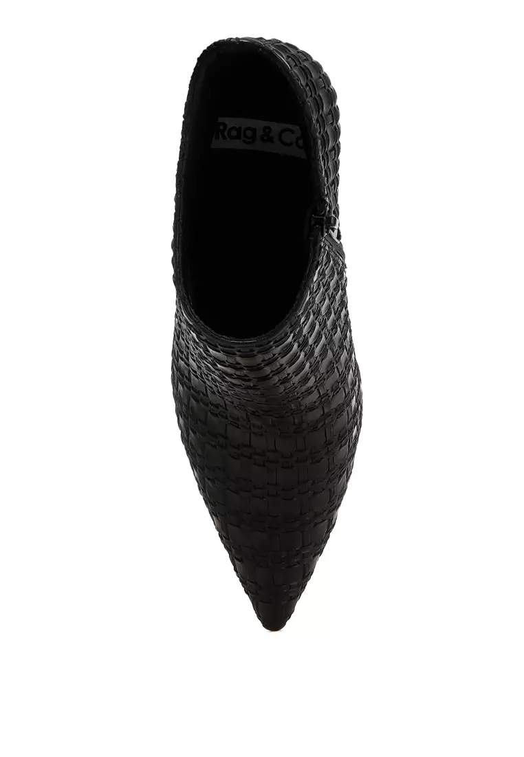 Embossed Concave Cut Ankle Boots in Black