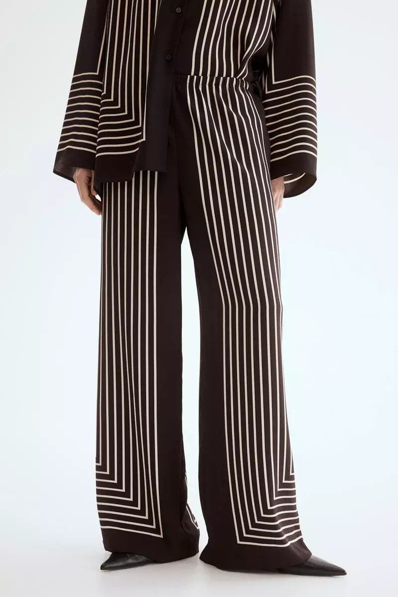 Pull-on trousers