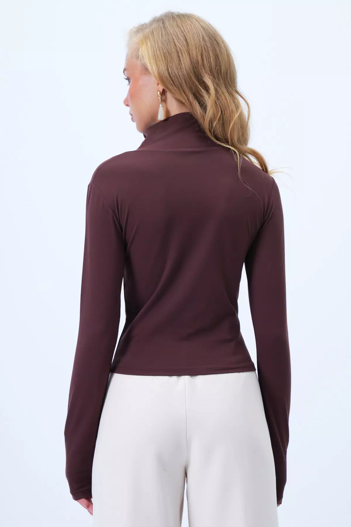 Women's Bitter Brown Stand Collar Basic Sandy Blouse Alc-X14397