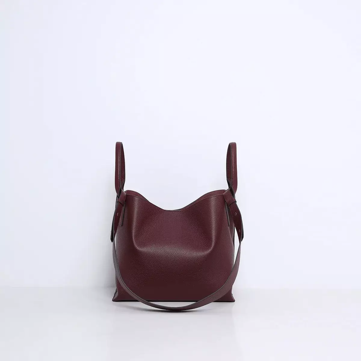 SMAAK Scott in Leather - Red Bordeaux