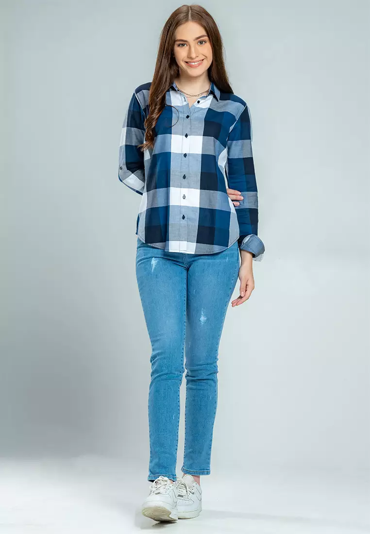 C2 Guanes Navy Kemeja Classic Wanita