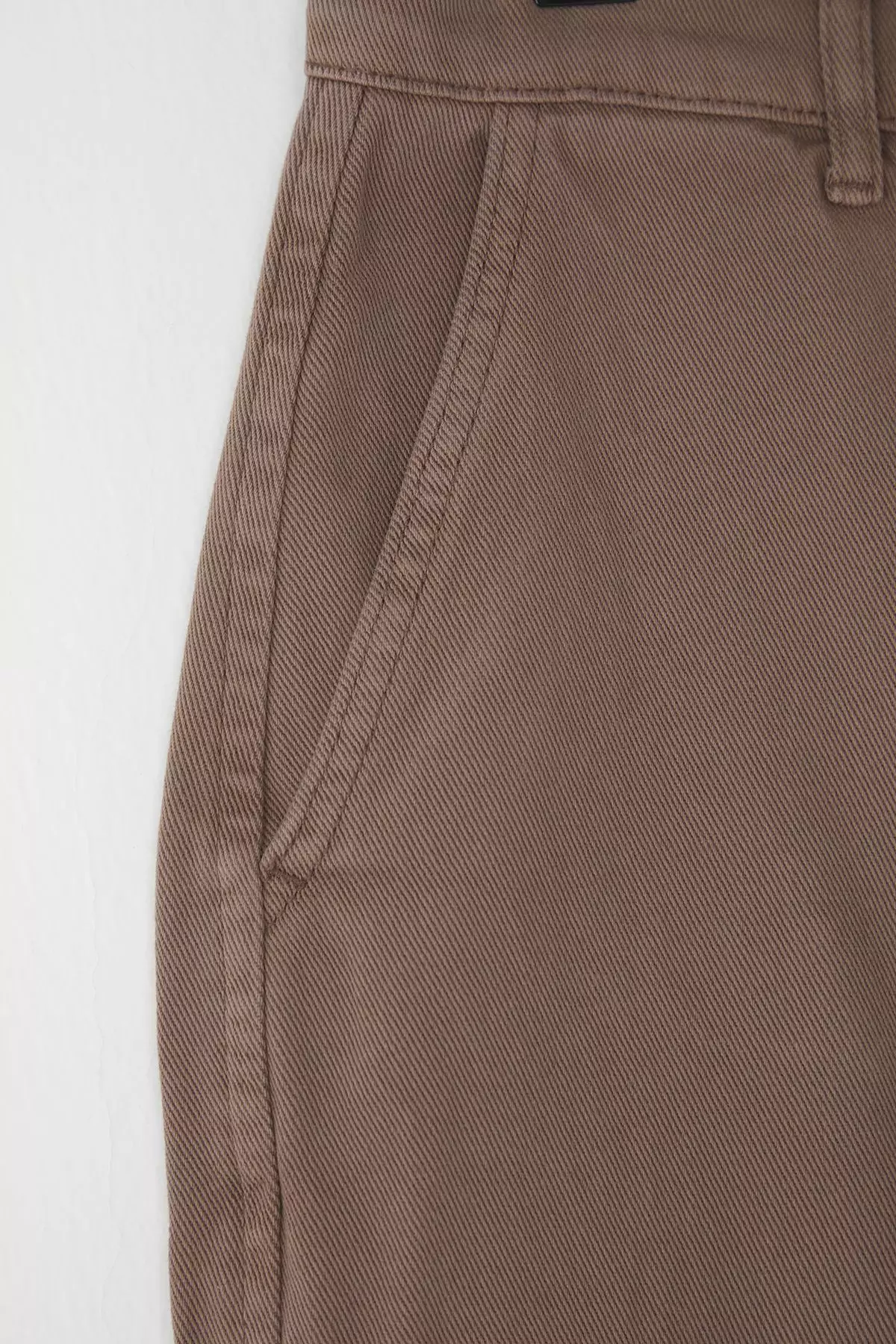 Mink Cargo Pocket Gabardine Baggy/Loose Cut 100% Cotton Casual Trousers TMNSS24PL00021