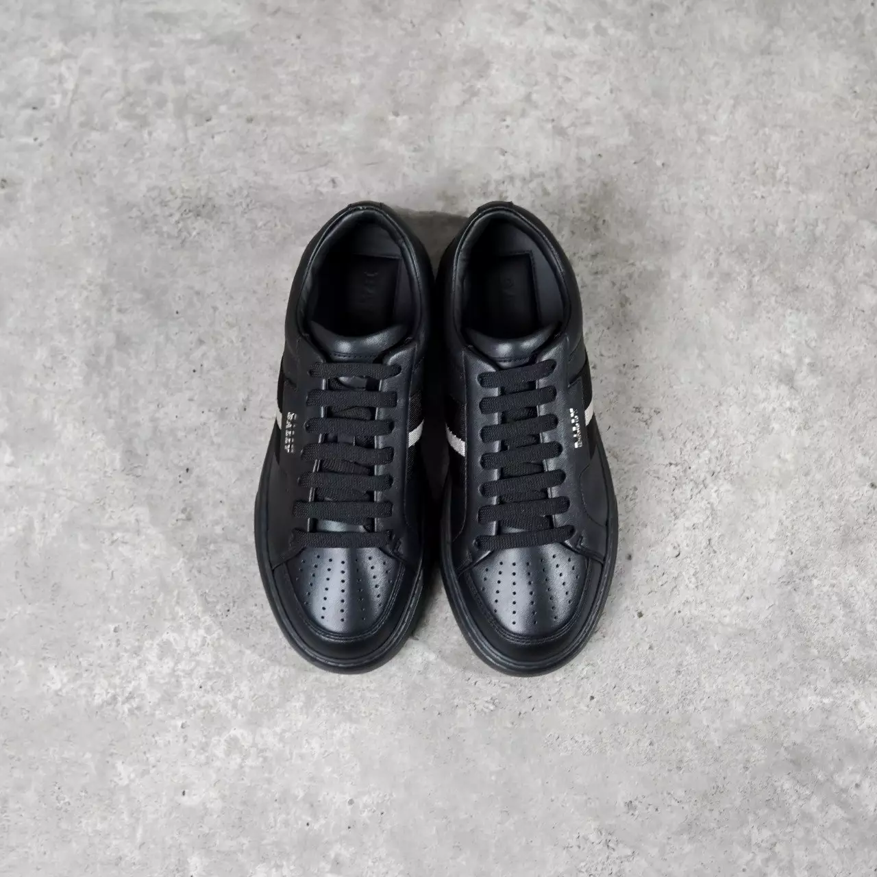 Sepatu BALLY STRIPE WHITE BLACK MOONY SNEAKERS 100% ORIGINAL