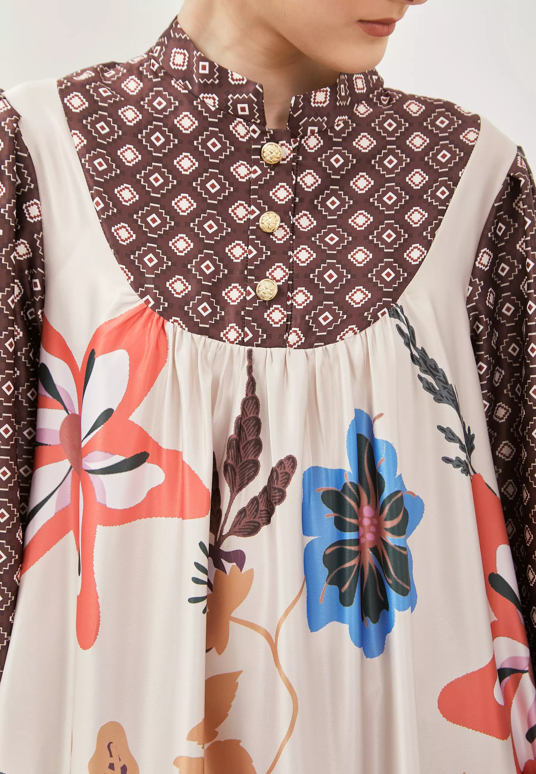 Kamilaa by Itang Yunasz Dress Utopia Khaki