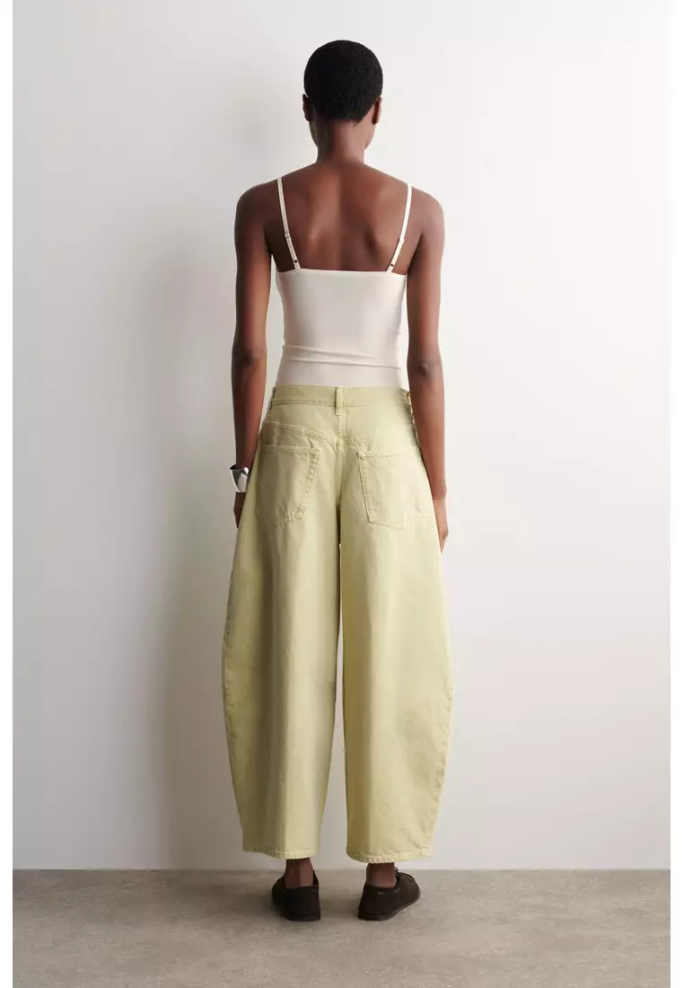 TWINE BARREL-LEG JEANS
