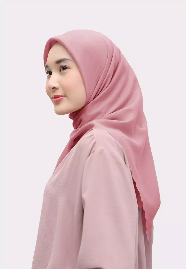 Zelena - Yuki Plain Paris Japan | Hijab Segiempat Paris Polos Lasercut - Blossom Pink