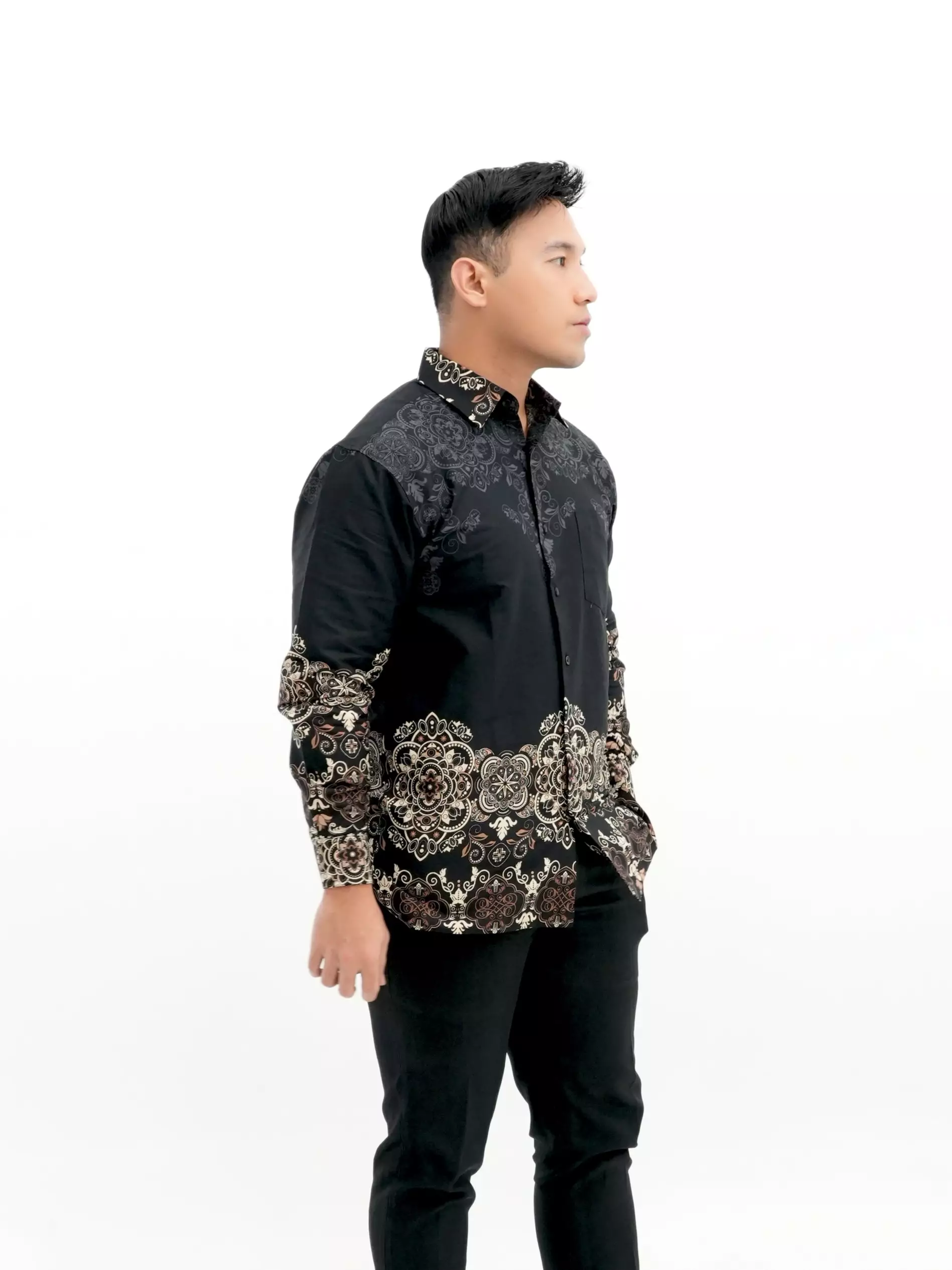 Kemeja Batik Lengan Panjang Hitam 16867