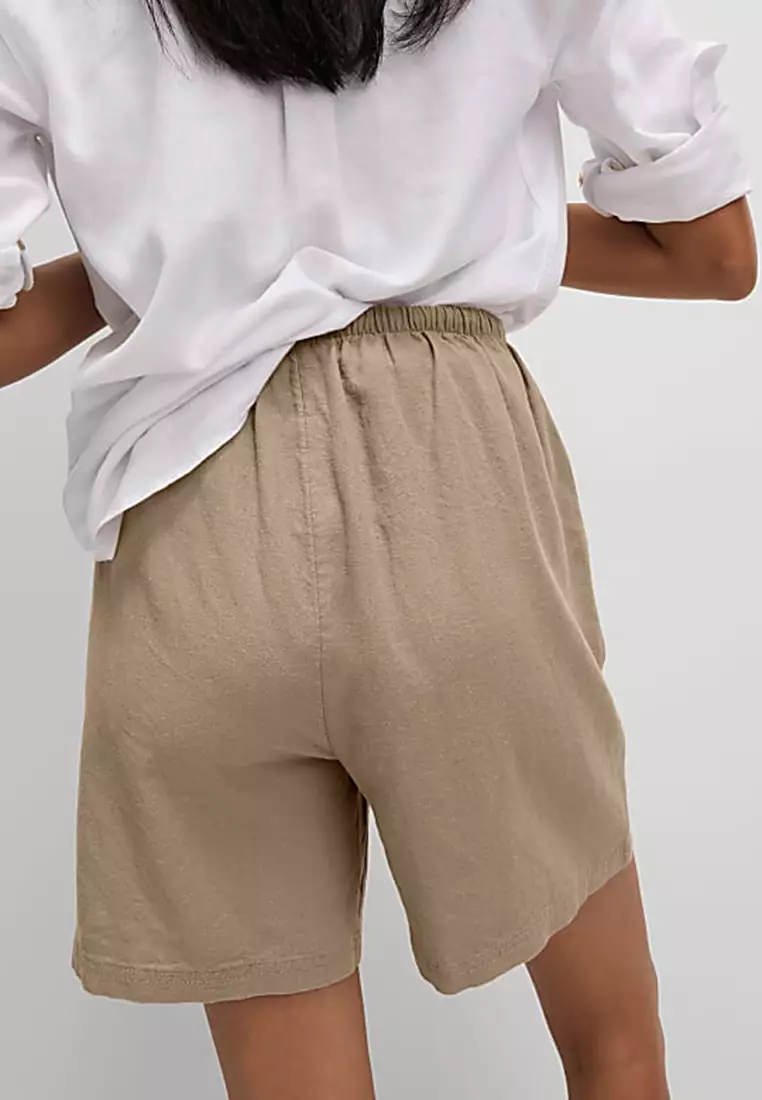 Linen Rich High Waisted Shorts