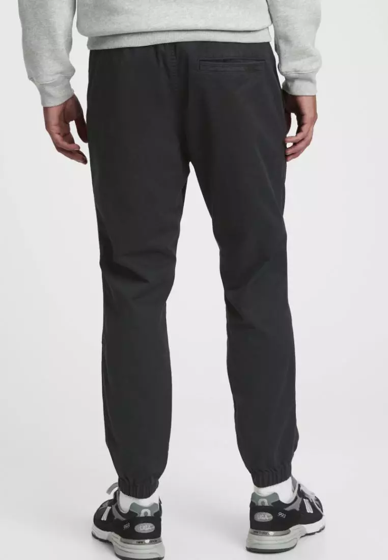 Essential Jogger Pants