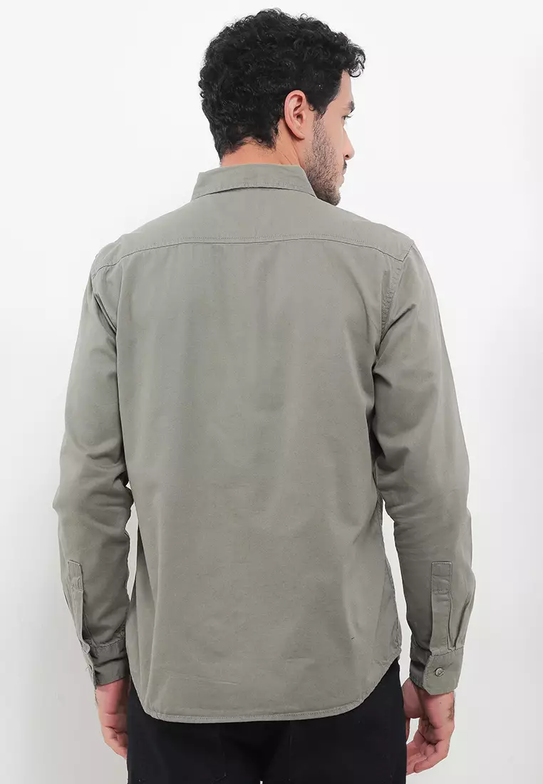 TRIPLE Kemeja Lengan Panjang Slim Fit (LS 535) Olive