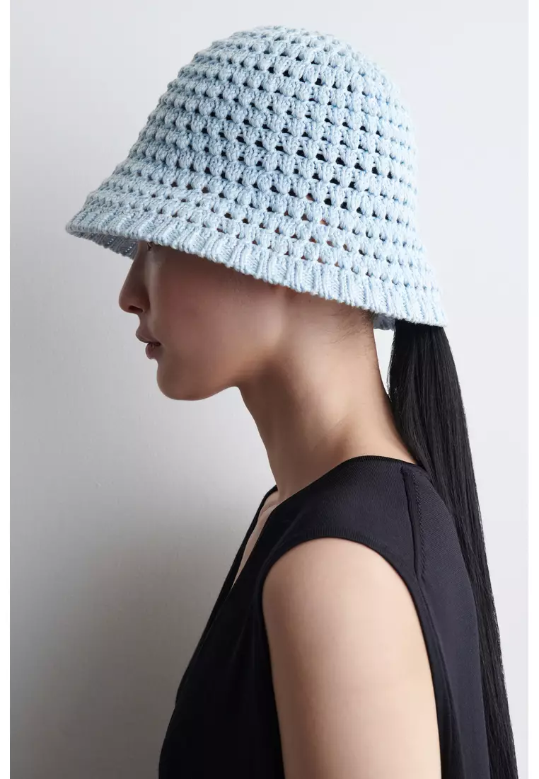 CROCHET BUCKET HAT