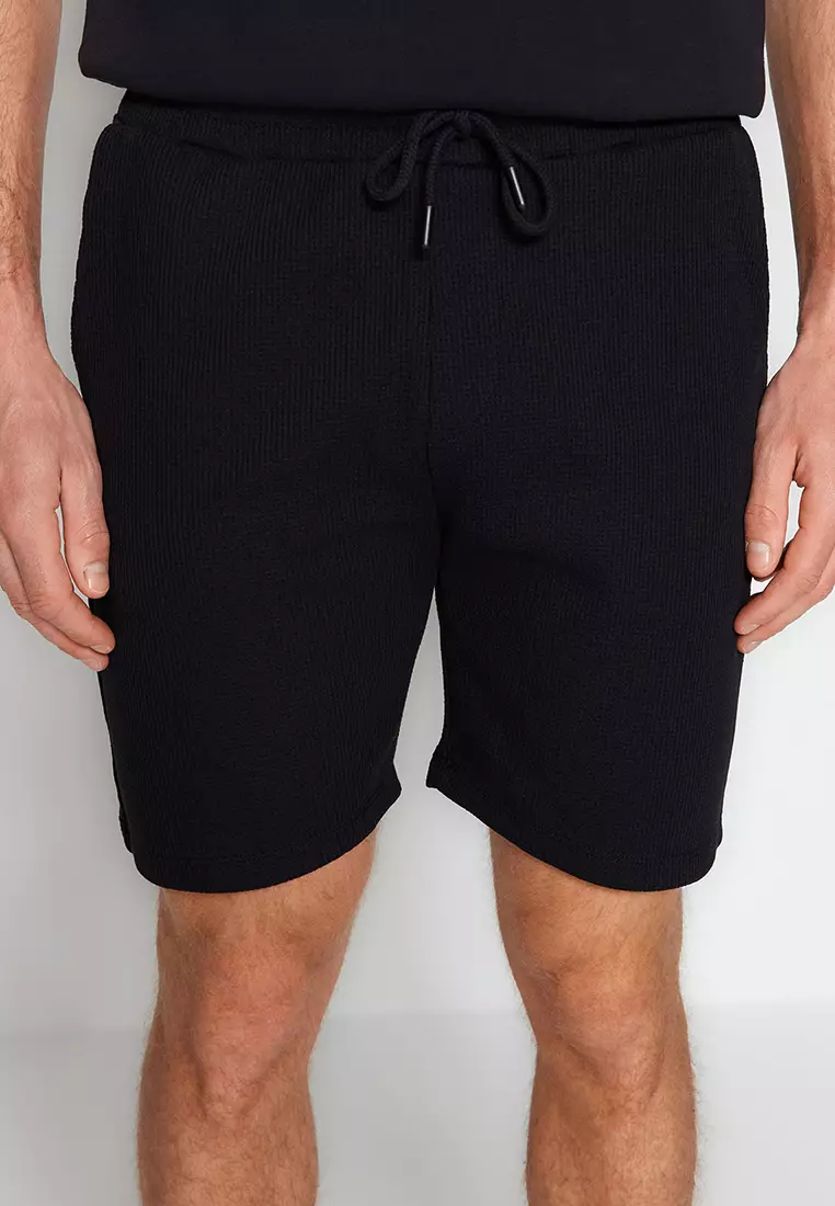 2 Packs Regular Fit Textured Shorts