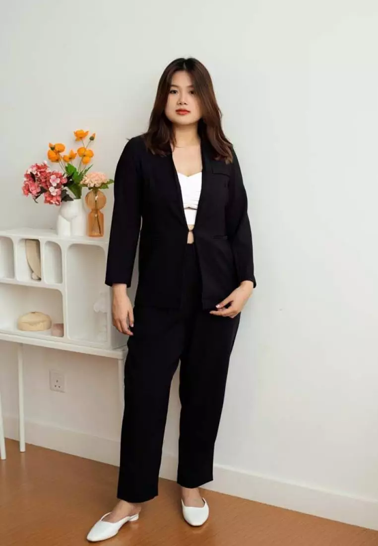 Buy Jojo Fashion House EXECUTIVE MATCHING SET 2025 Online ZALORA