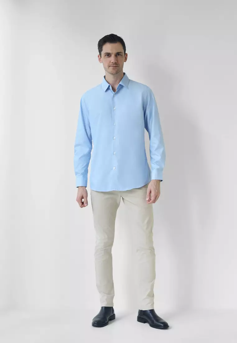 Cotton Well Elvon Smart Shirt Light Blue | Kemeja Pria Formal Basic Clean Lengan Panjang Biru Muda