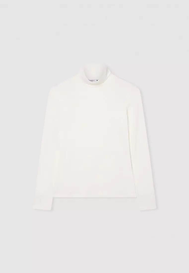 Woman Long-Sleeved T-Shirt