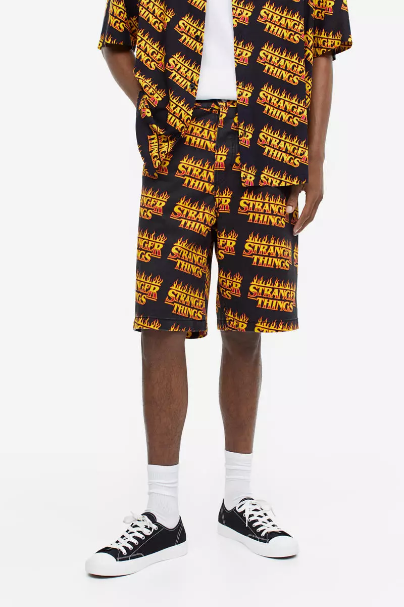 Loose Fit Printed twill shorts