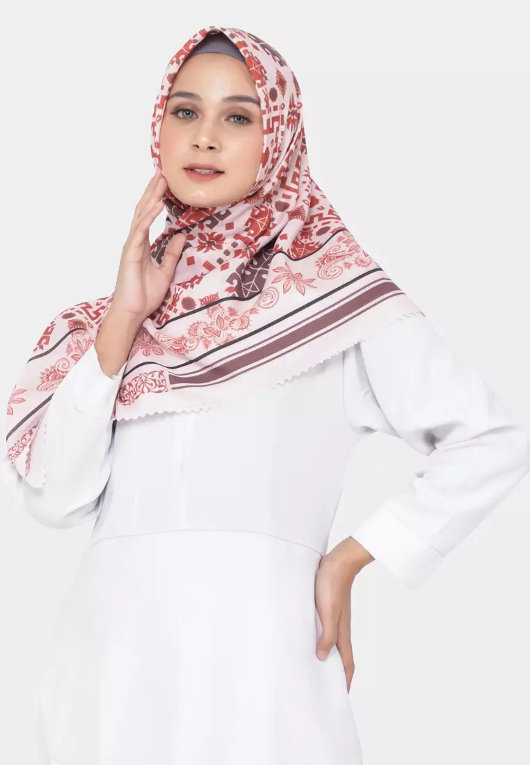 Hijab Motif Ethnic Gorontalo Segiempat Lasercut - Rust Brick
