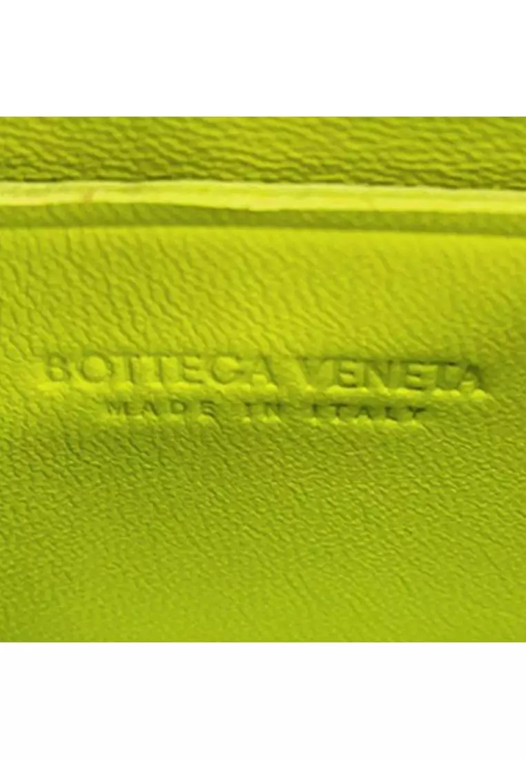Pre-Loved Bottega Veneta Extra Mini Nappa Maxi Intrecciato Cassette Crossbody