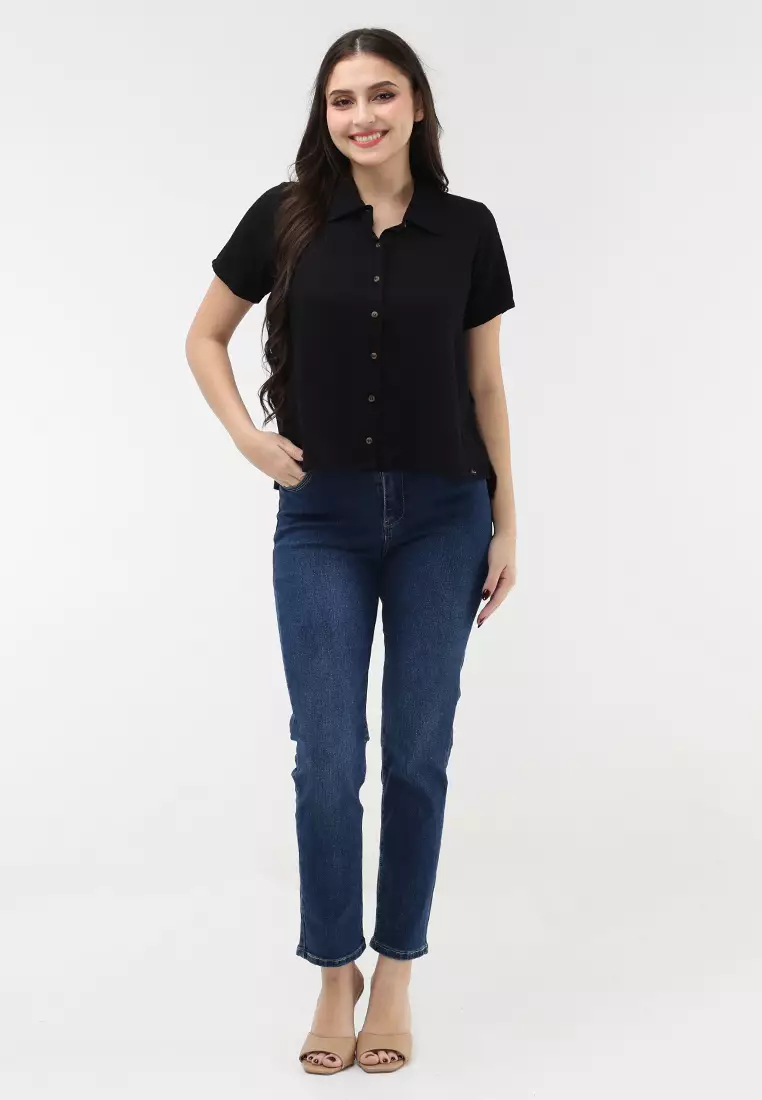 Single Twill Woven Short Sleeves Blouse