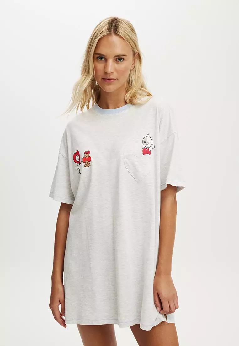 90s Graphic T-Shirt Nightie