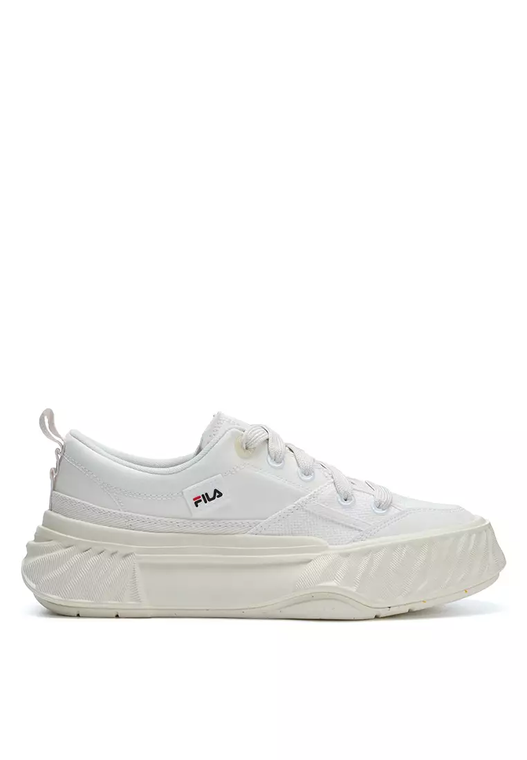 Fila on sale canvas sneakers