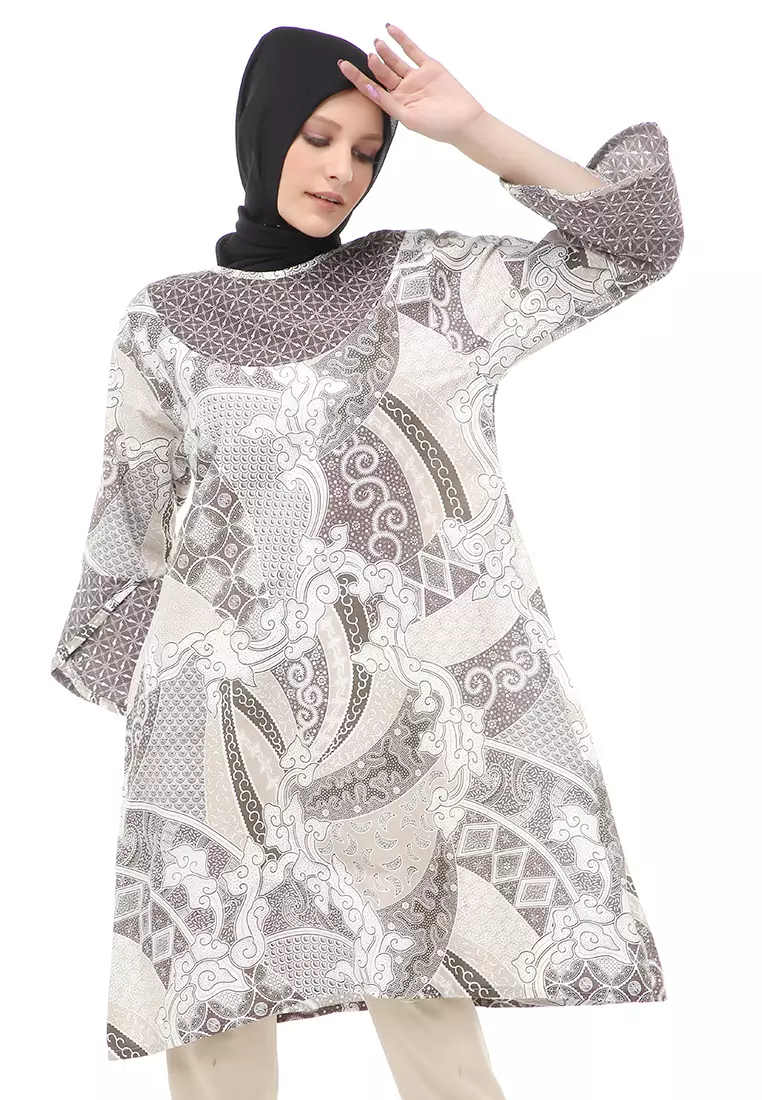 Tunik Batik Motif Sekar Jagat Atasan Wanita Muslimah - Grey