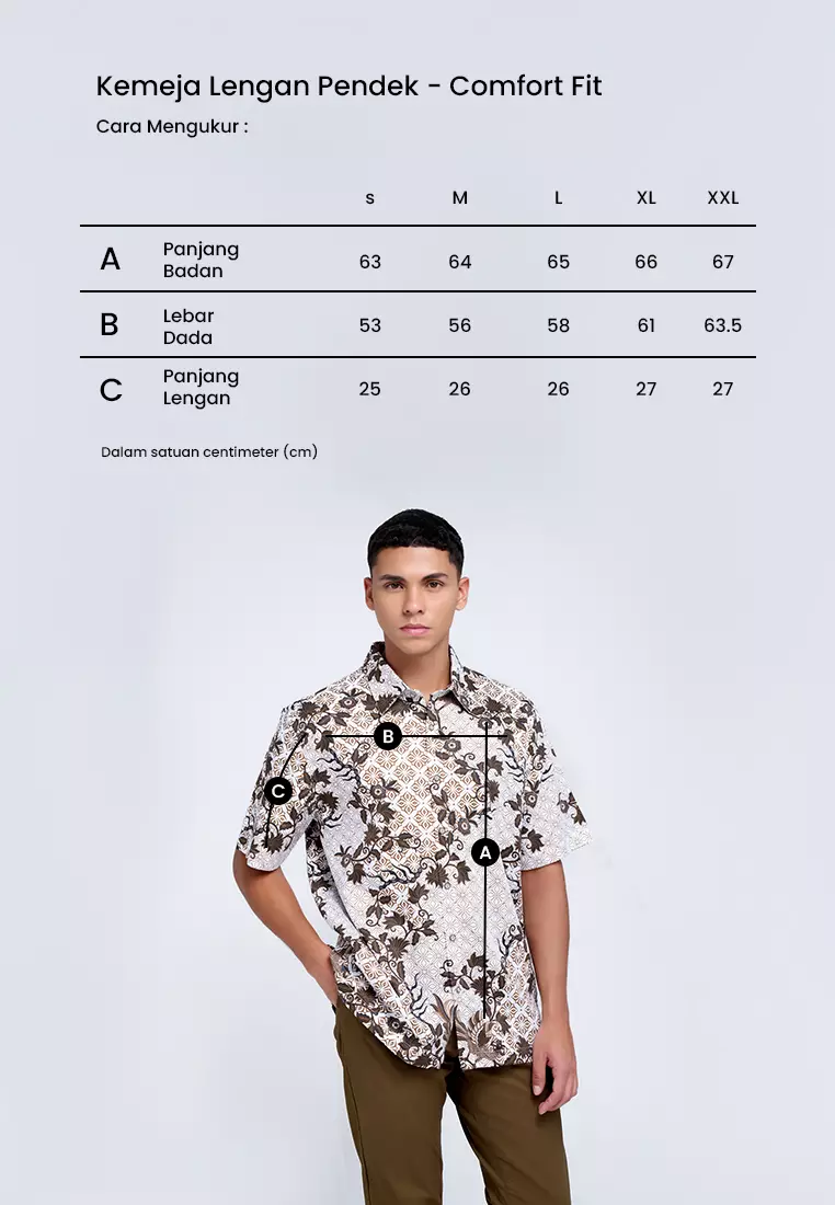 MANZONE - Kemeja Batik Lengan Pendek Pria Cakrayudha 04 Comfort Fit - Black Warna Black