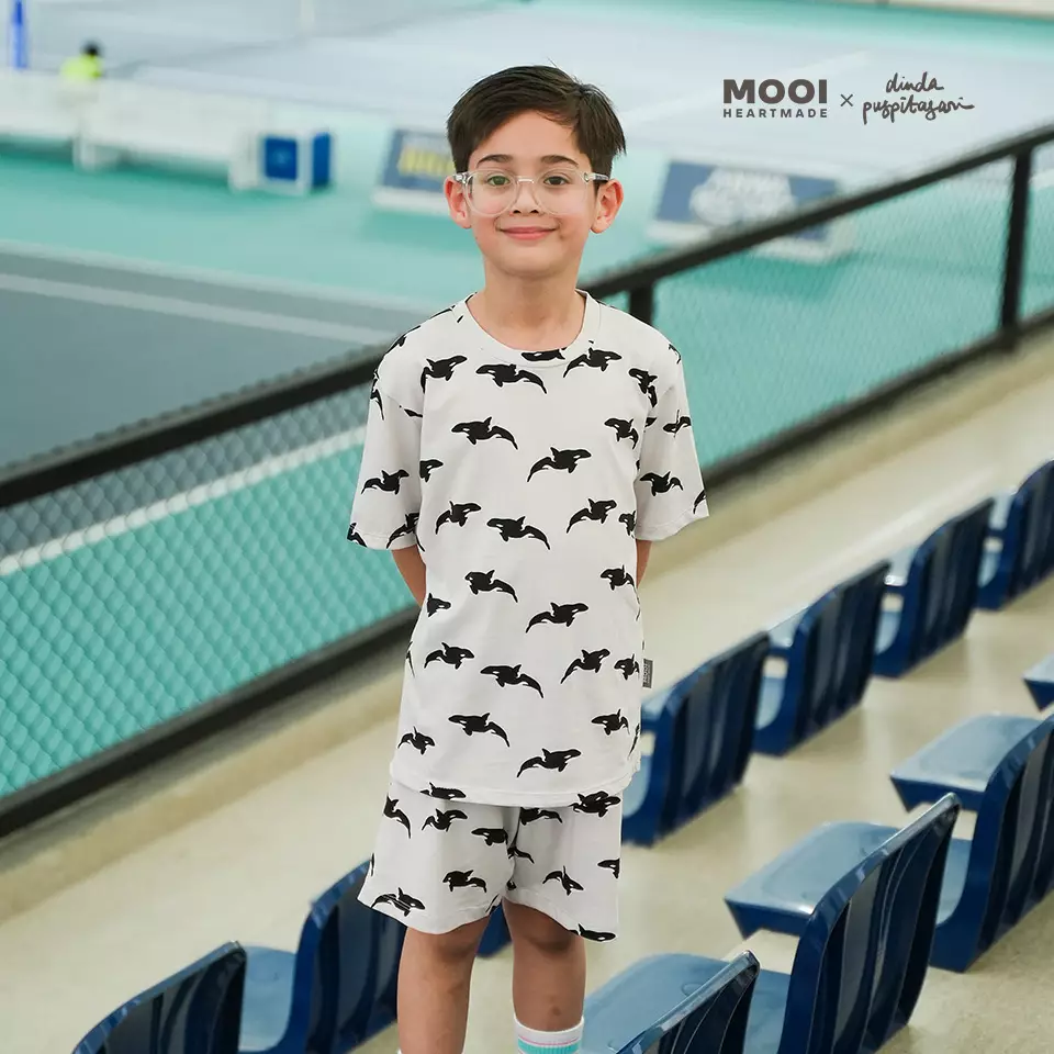 Mooi X Dinda Puspitasari Setelan Anak Laki-Laki Riyu Set - Broken White
