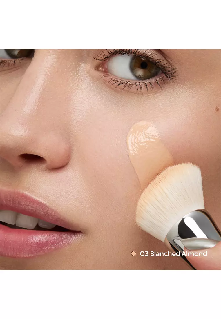 Snow-Kissed Holiday Silky Hydra Foundation & Concealer Spf30