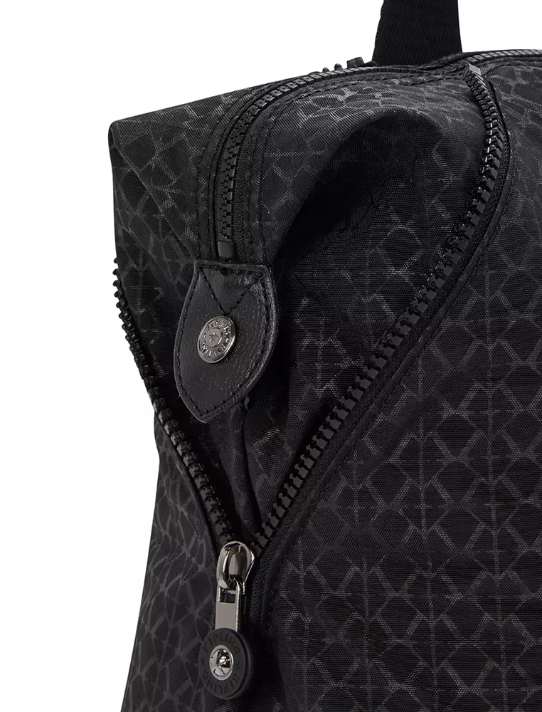 ART M Signature Emb Tote Bag