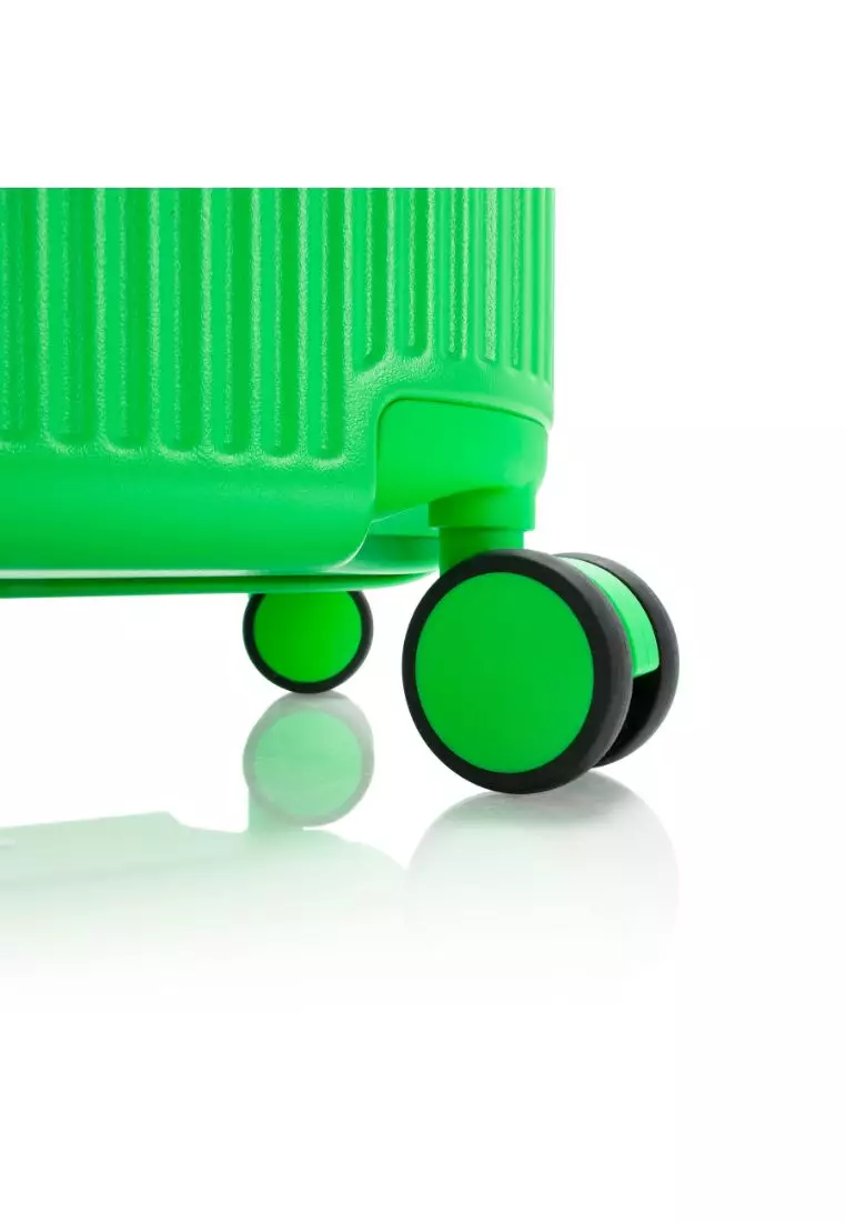 Hilite Luggage 21" - Island Green