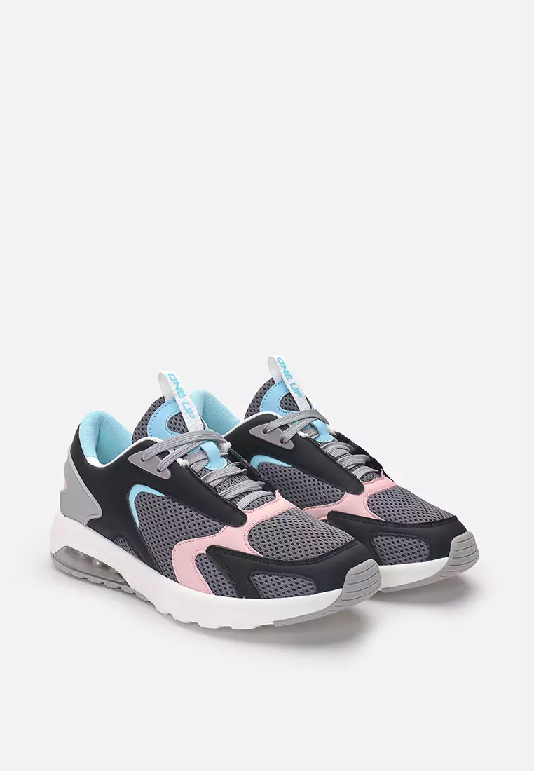 World balance on sale air max