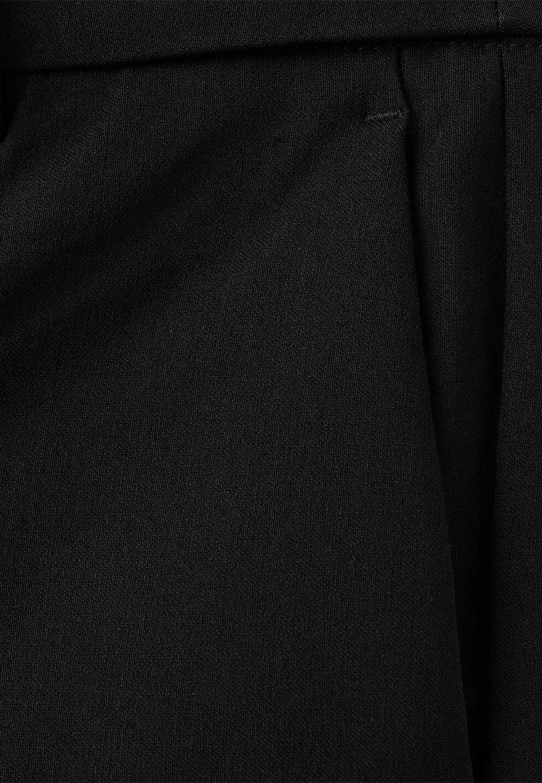 Straight-Cut Crop Trousers