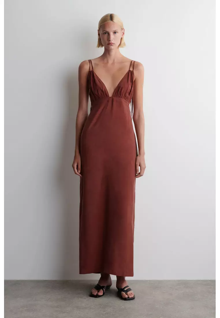 GATHERED V-NECK MAXI DRESS